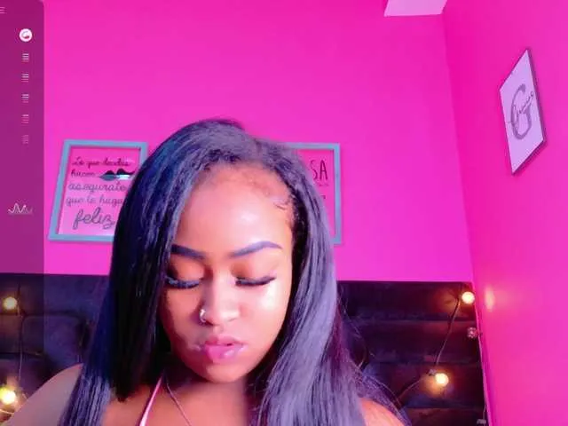 Live sex webcam photo for friendsmom #291471637