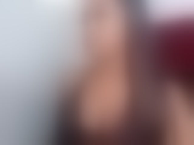 Live sex webcam photo for friendsmom #293965532