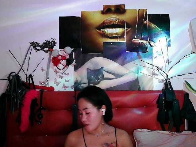 Live sex webcam photo for fuckmyclit69 #290437015