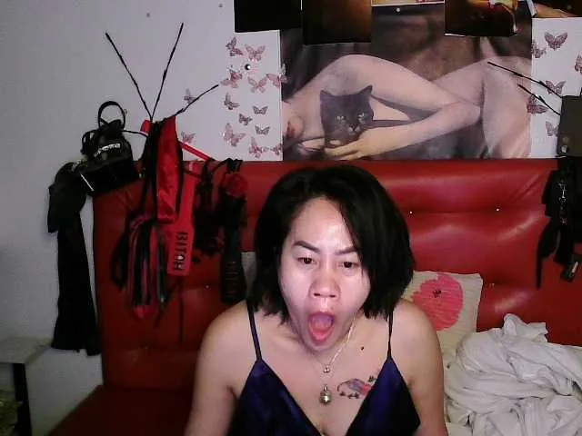 Live sex webcam photo for fuckmyclit69 #290800512