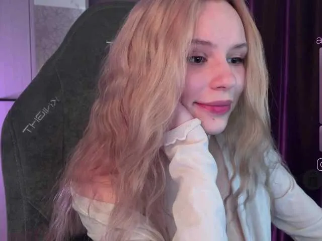Live sex webcam photo for fymryn #290805173