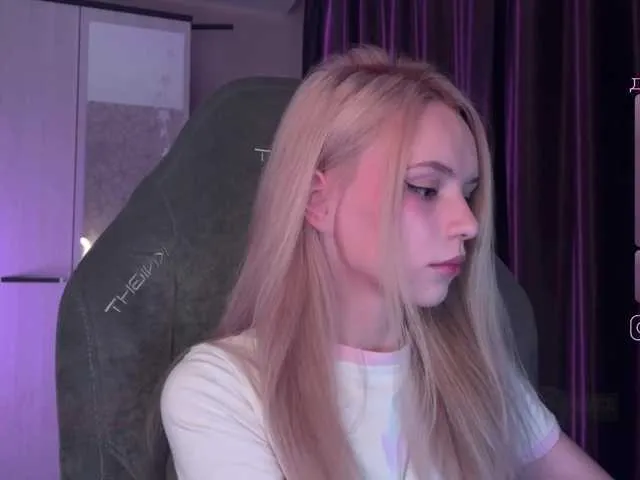 Live sex webcam photo for fymryn #290825236
