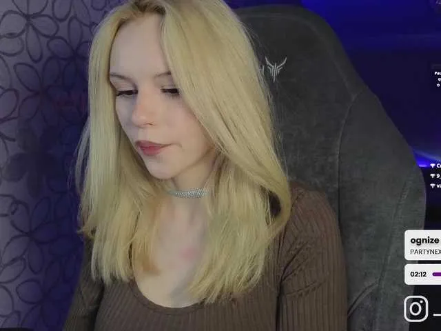 Live sex webcam photo for fymryn #291490053