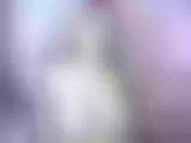 Live sex webcam photo for gabby001 #279522393