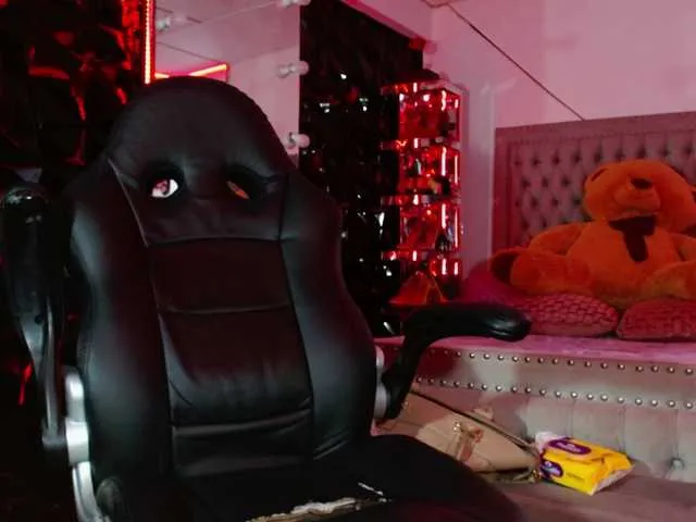 Live sex webcam photo for gabrielamort #290402012