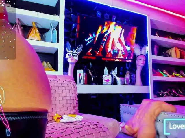 Live sex webcam photo for gabrielamort #291966948