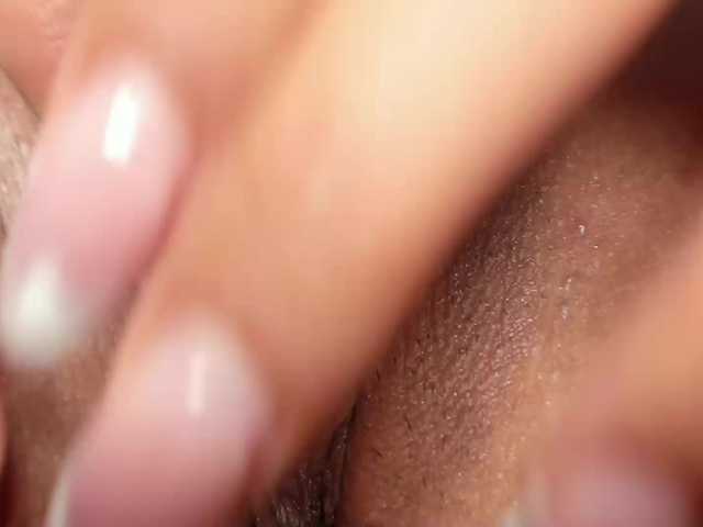 Live sex webcam photo for gabry-leone #276215908