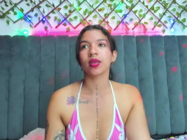 Live sex webcam photo for gabythx #277199207