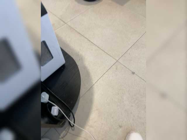 Live sex webcam photo for gardenbeach888 #277084511