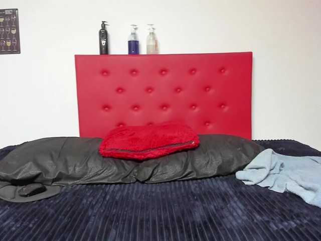 Live sex webcam photo for gatica-cat #276518100