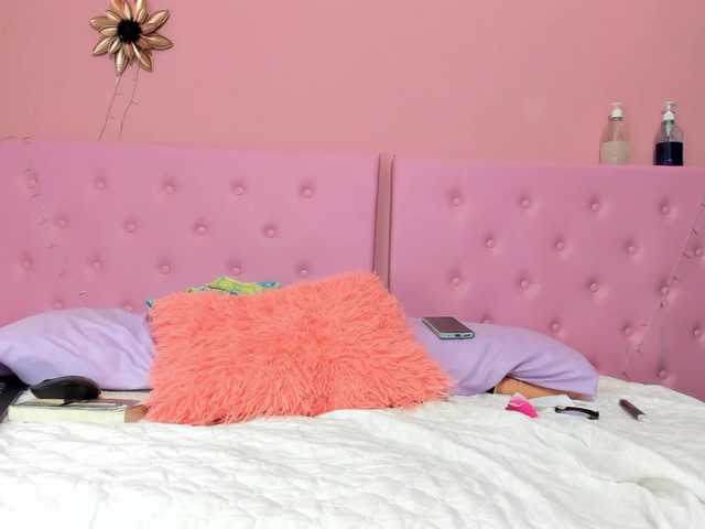 Live sex webcam photo for gatica-cat #276998735