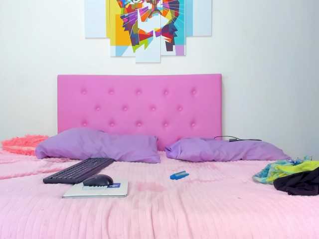 Live sex webcam photo for gatica-cat #291515248