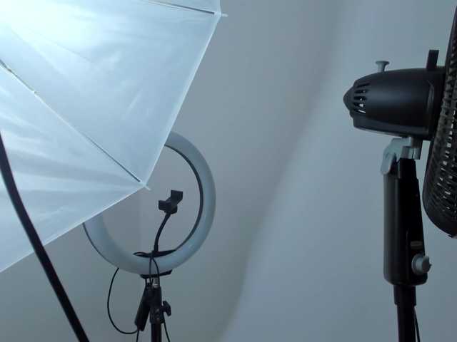 Live sex webcam photo for gatica-cat #291597209