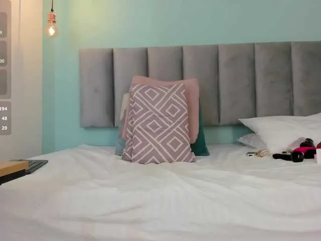 Live sex webcam photo for genesis44u #291846397