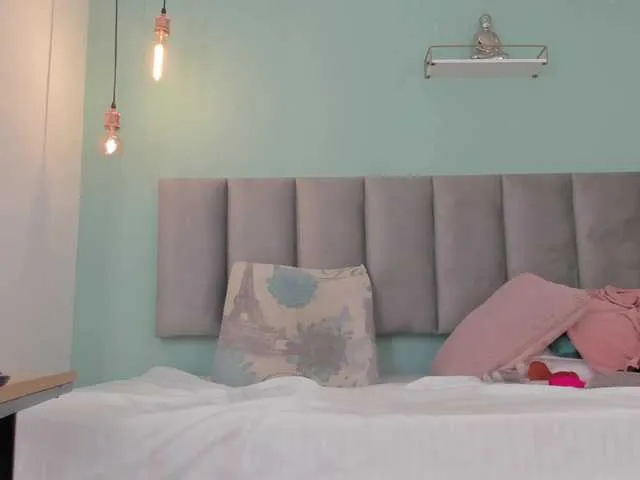 Live sex webcam photo for genesis44u #292050546