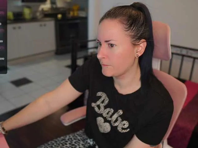 Live sex webcam photo for gennyrock #290162224