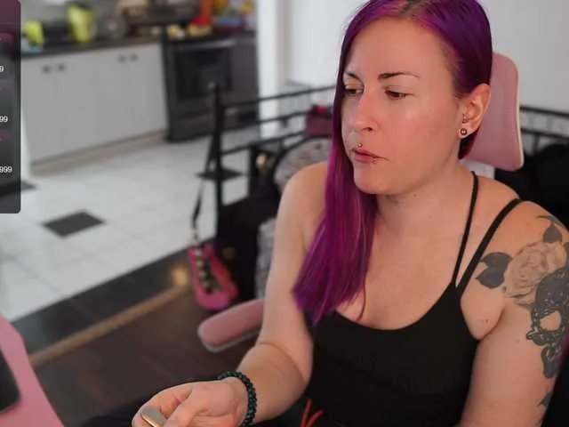 Live sex webcam photo for gennyrock #290482328