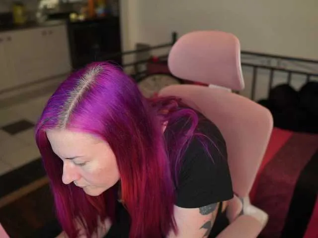 Live sex webcam photo for gennyrock #290761751
