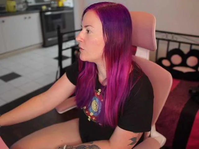 Live sex webcam photo for gennyrock #291149169