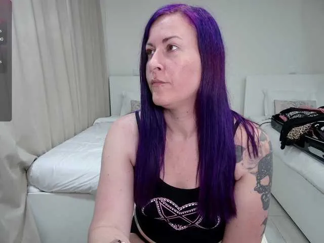 Live sex webcam photo for gennyrock #291238727