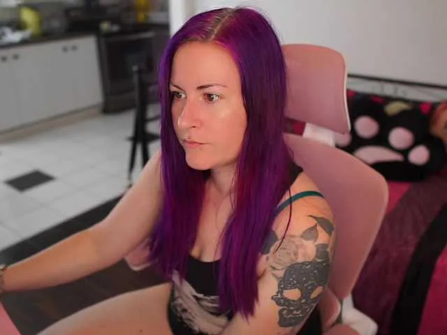 Live sex webcam photo for gennyrock #291347375
