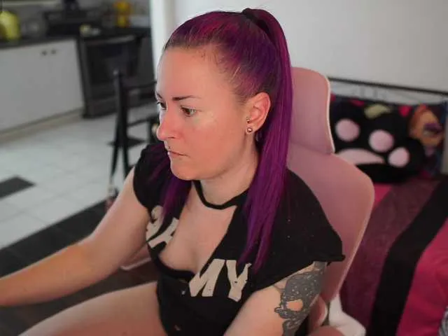 Live sex webcam photo for gennyrock #291386409