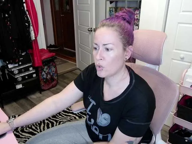 Live sex webcam photo for gennyrock #291788170