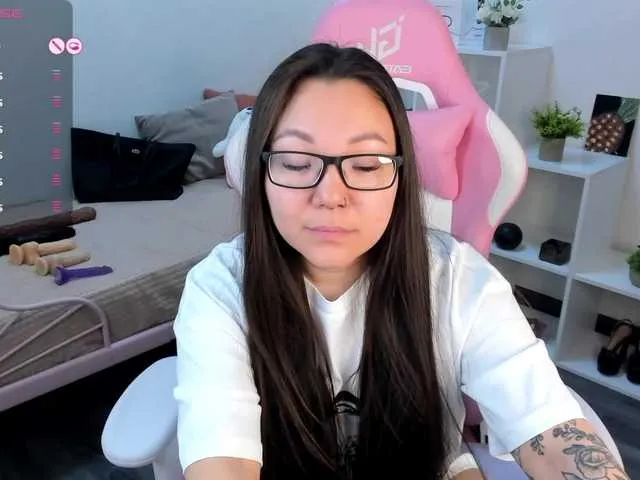 Live sex webcam photo for gentlemuse #290817488