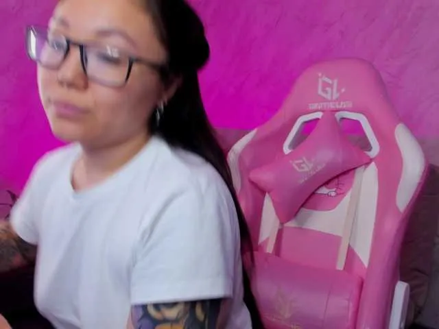 Live sex webcam photo for gentlemuse #292274234