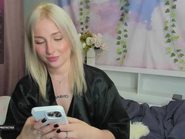 Live sex webcam photo for ghostgirl1 #291835043