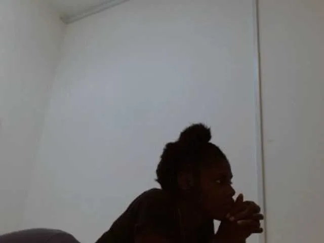 Live sex webcam photo for giadior #272710432