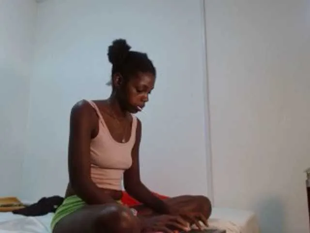 Live sex webcam photo for giadior #272764272