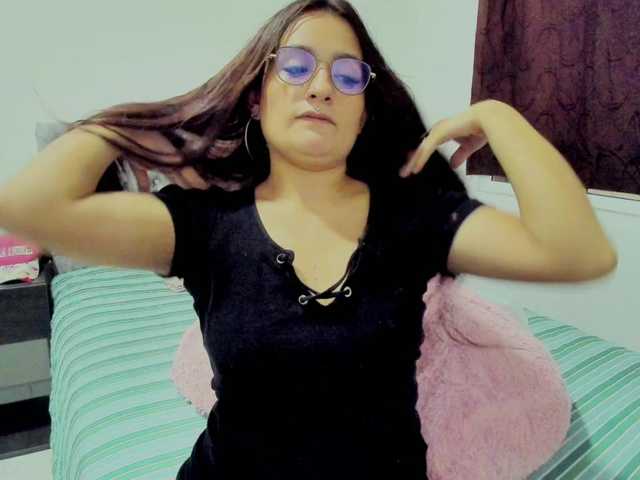 Live sex webcam photo for giia-25 #276810734