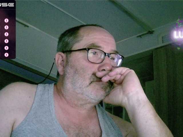 Live sex webcam photo for gilou1234 #275745977