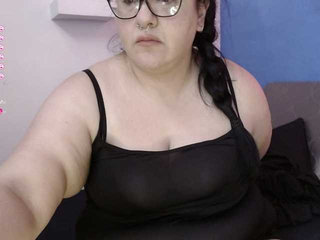 Live sex webcam photo for ginnylicious- #276178942