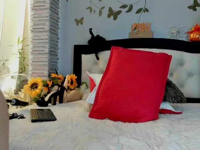 Live sex webcam photo for girasol-walto #276609794