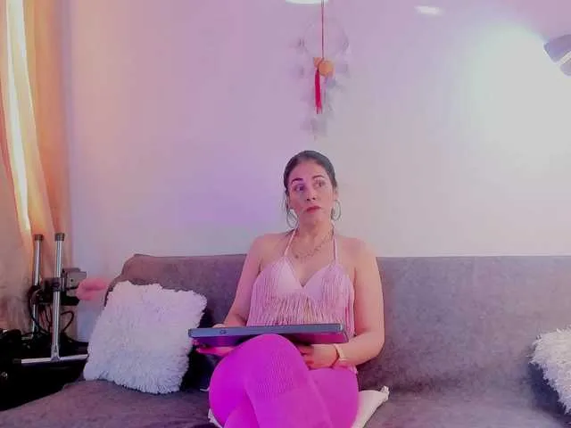 Live sex webcam photo for girasol-walto #290574505