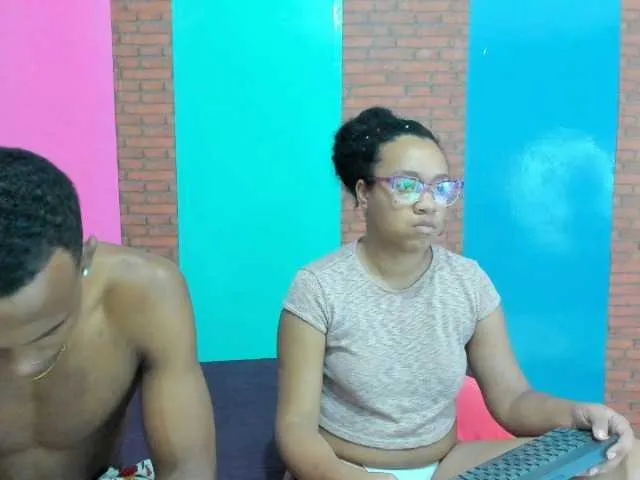 Live sex webcam photo for girlmarisiheme #277343987