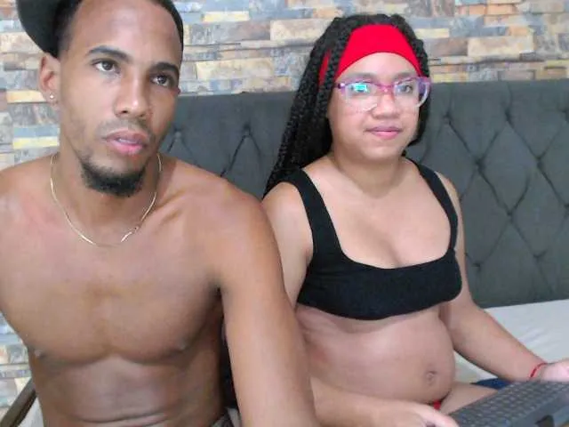 Live sex webcam photo for girlmarisiheme #277815336