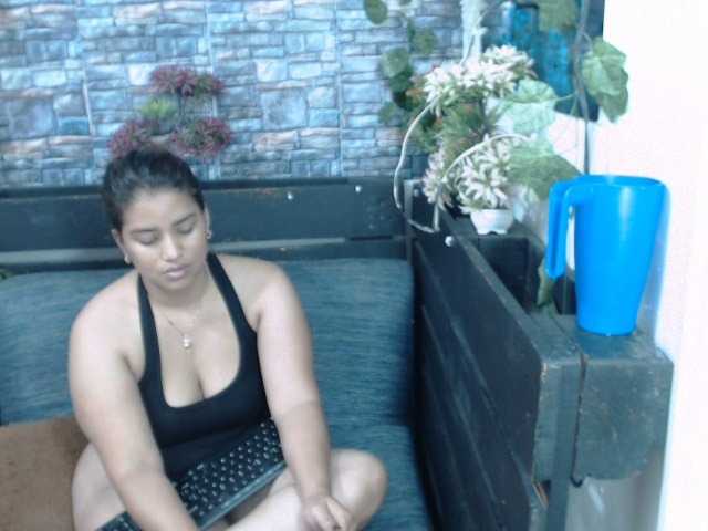 Live sex webcam photo for girlpartyhorn #275899730