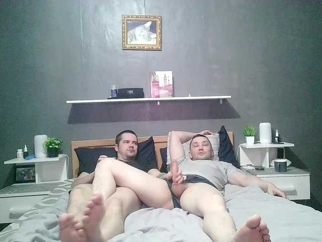 Live sex webcam photo for glinomesi #277291649