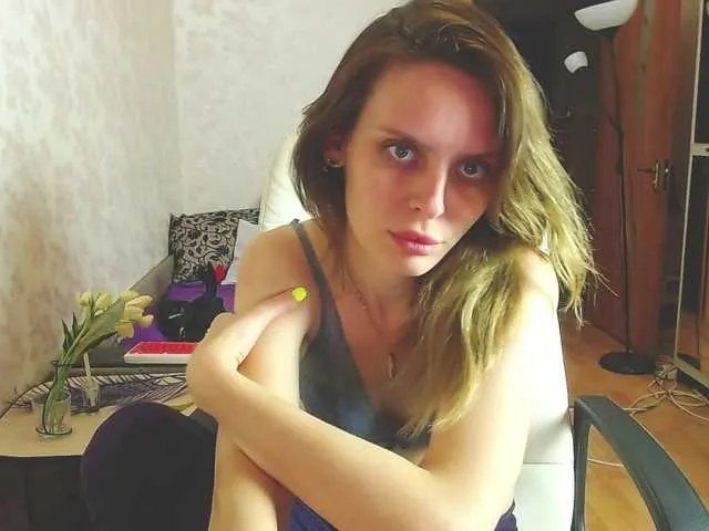Live sex webcam photo for gloriawoo #274107216