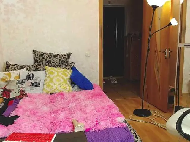 Live sex webcam photo for gloriawoo #274260752