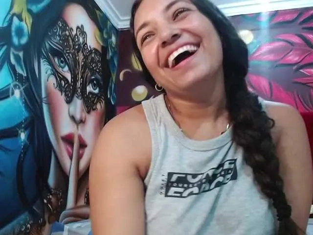 Live sex webcam photo for goddess-krish #274659921