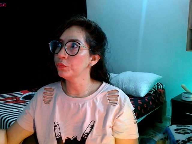 Live sex webcam photo for goddess-nahy #276202424