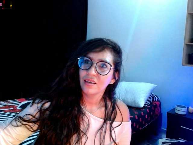 Live sex webcam photo for goddess-nahy #276216977