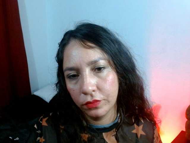 Live sex webcam photo for goddess-nahy #290558723