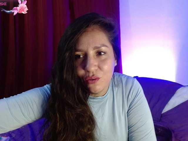 Live sex webcam photo for goddess-nahy #290891885