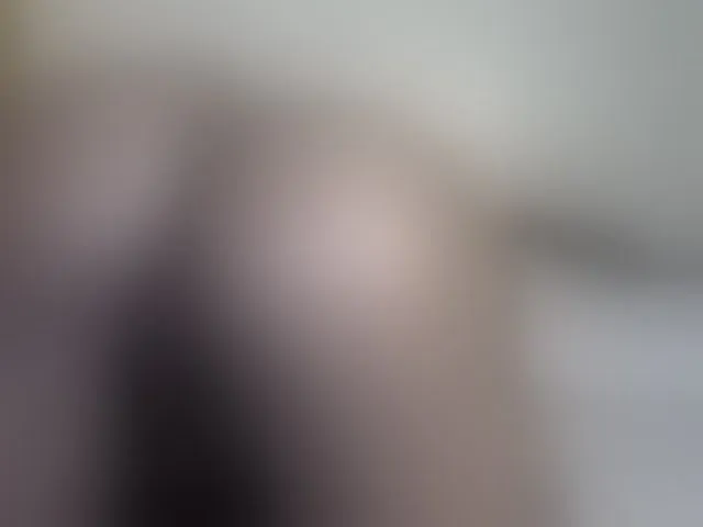 Live sex webcam photo for goddess-soriyah #292142860