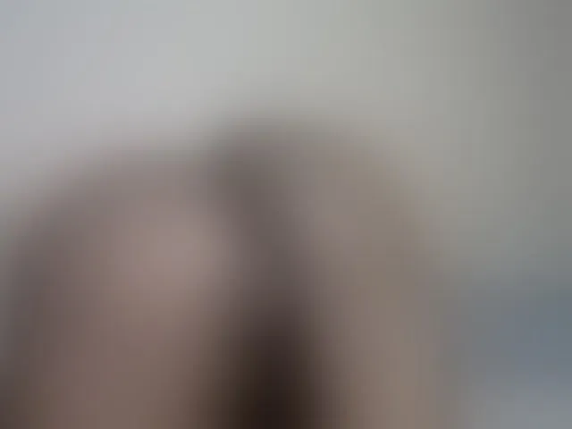 Live sex webcam photo for goddess-soriyah #292328503